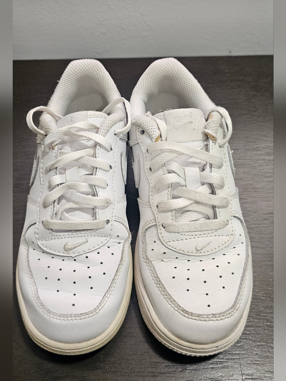 Kids Nike White Low-Top Leather Sneakers 1Y